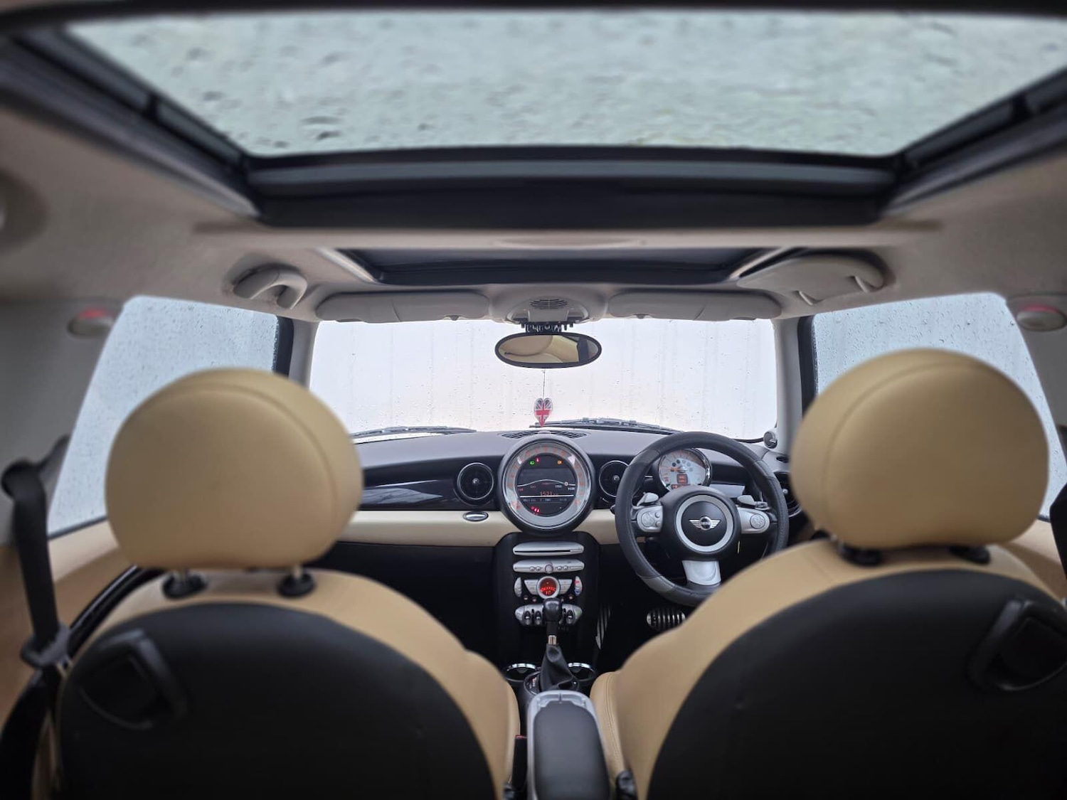 Used MINI Hatch 2010 for sale - 77537708: Photo 31