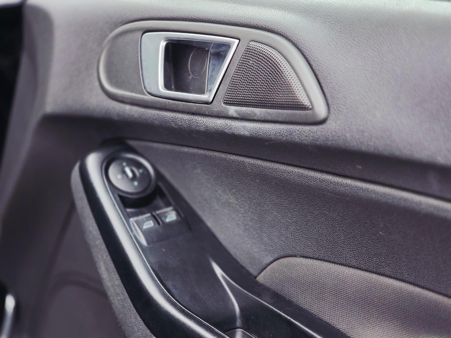 Used Ford Fiesta 2014 for sale - 77144123: Photo 28