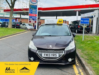 Used Peugeot 208 2013 for sale - 75458555: Photo