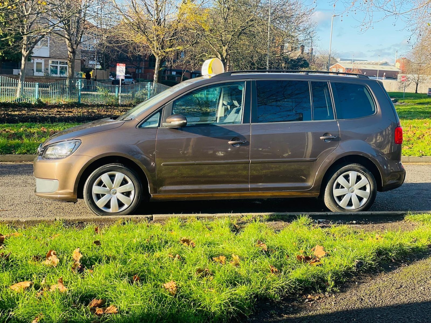 Used Volkswagen Touran for sale - 76759318: Photo 17