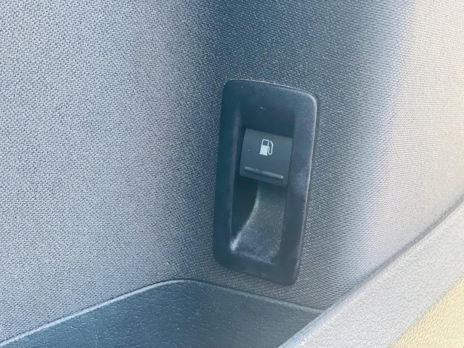 Used Volkswagen Touran for sale - 76759318: Photo 27