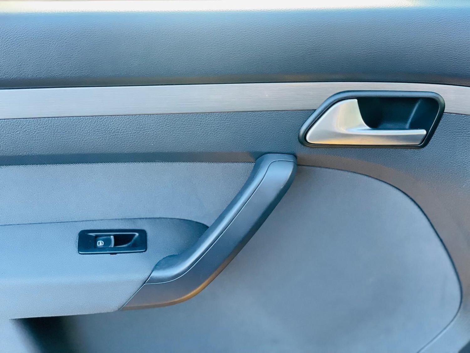 Used Volkswagen Touran for sale - 76759318: Photo 29