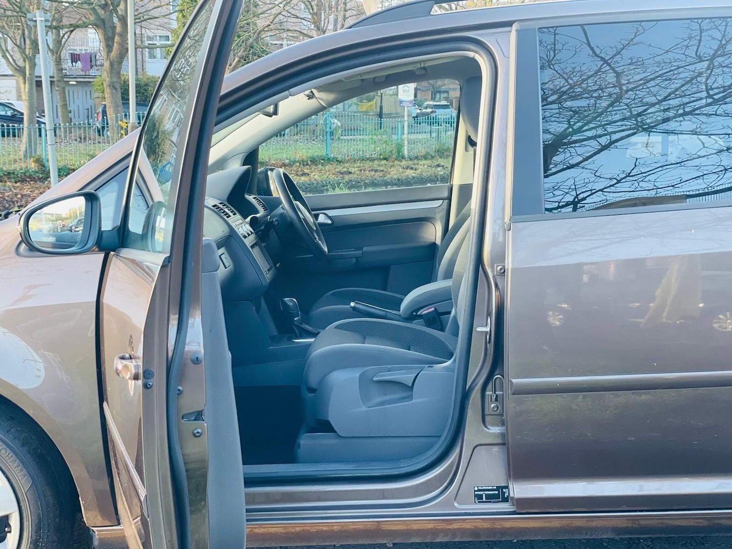 Used Volkswagen Touran for sale - 76759318: Photo 31