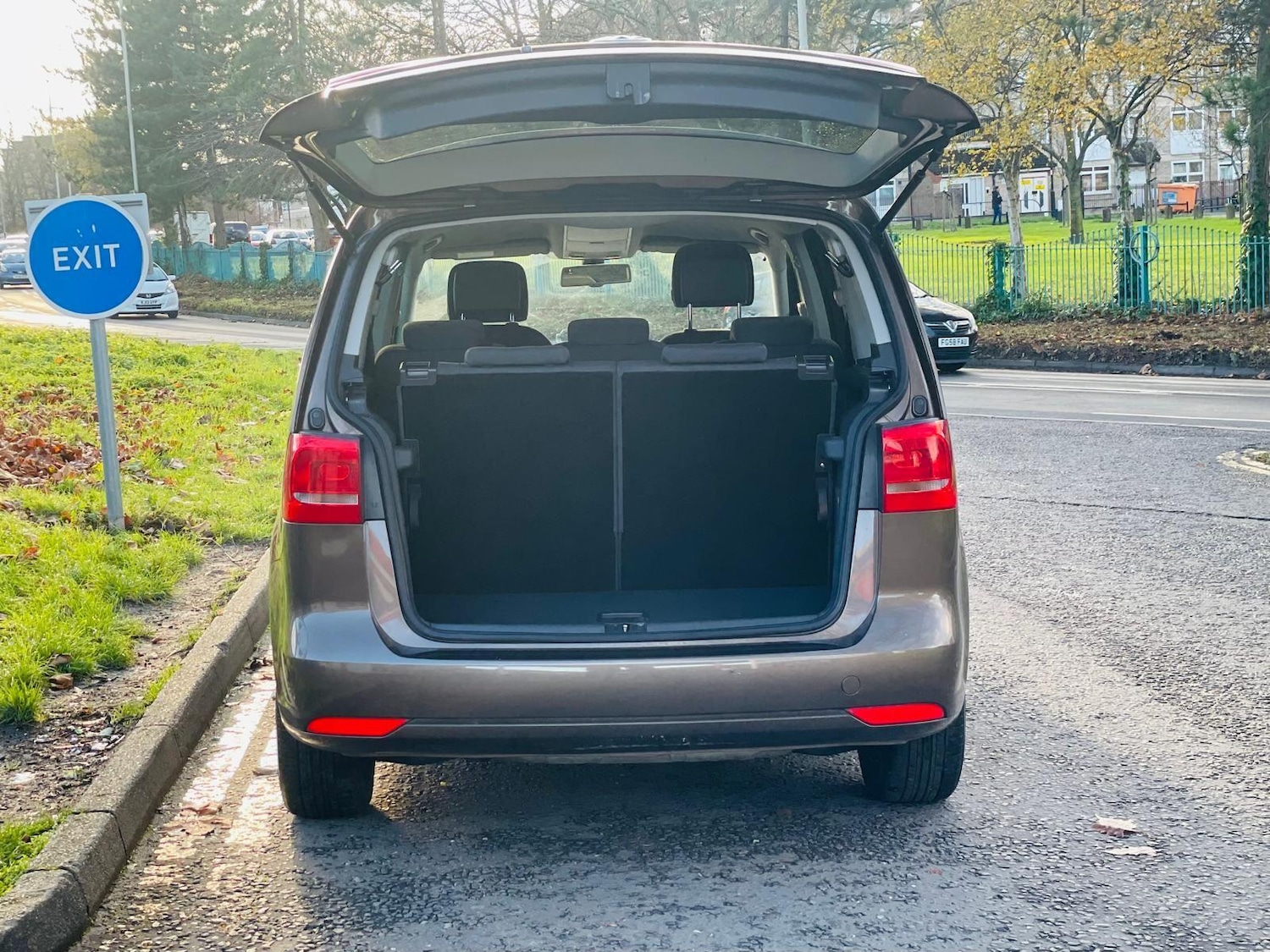 Used Volkswagen Touran for sale - 76759318: Photo 36