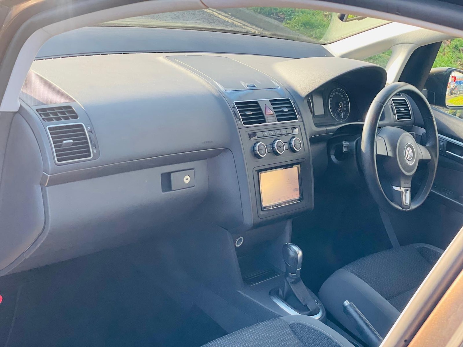 Used Volkswagen Touran for sale - 76759318: Photo 39