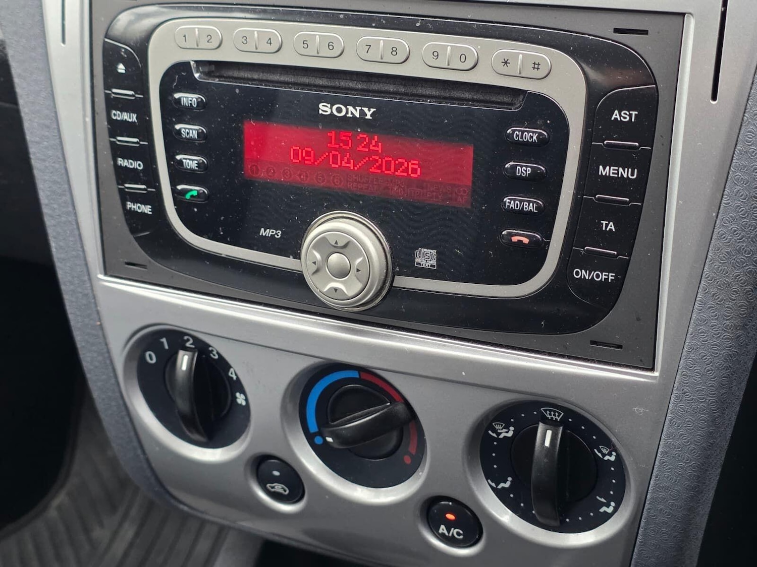 Used Ford Fusion 2010 for sale - 78184303: Photo 25