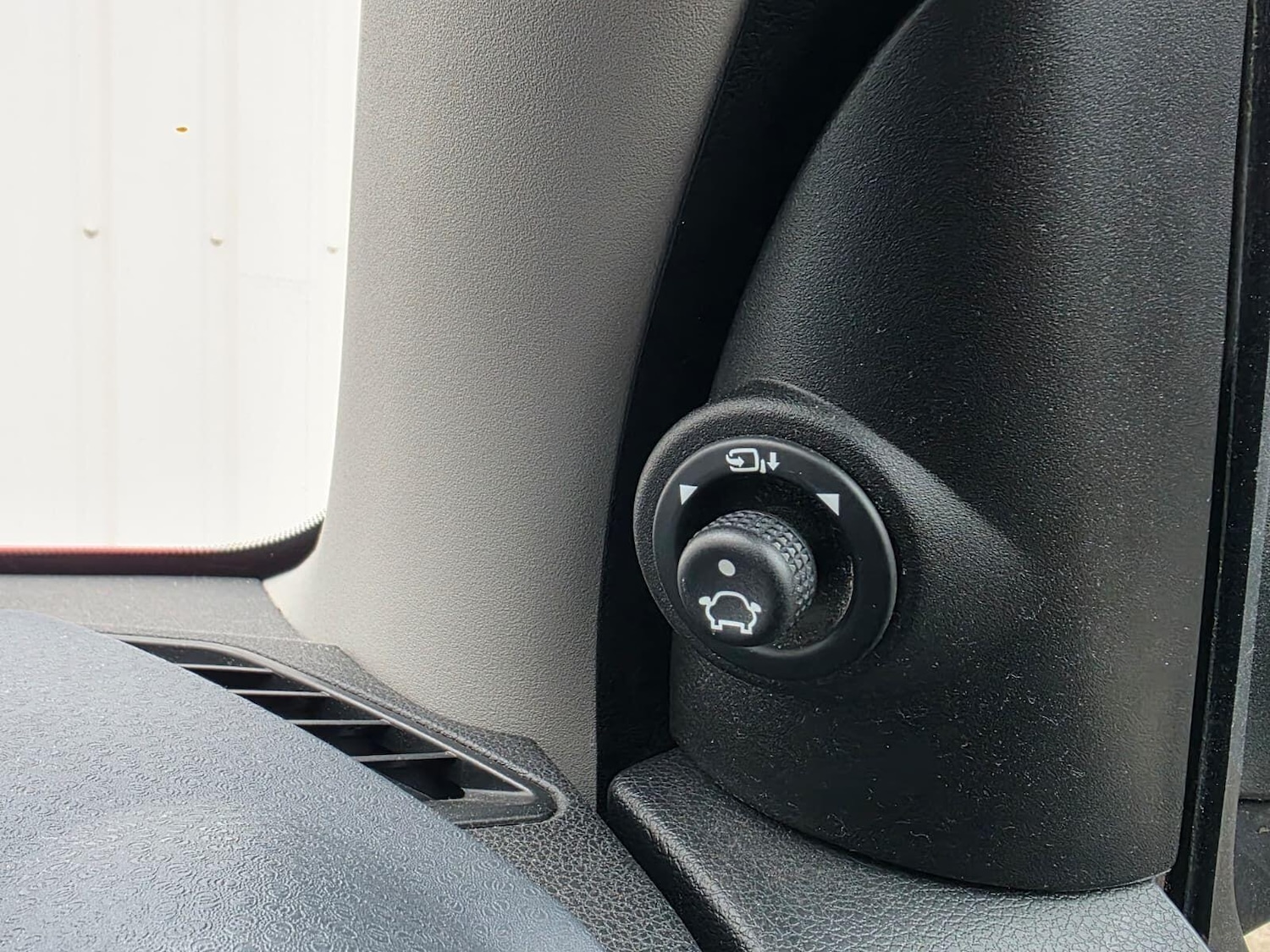 Used Ford Fusion 2010 for sale - 78184303: Photo 30