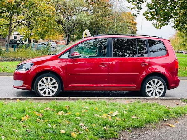 Used Volkswagen Touran for sale - 76282641: Photo 15