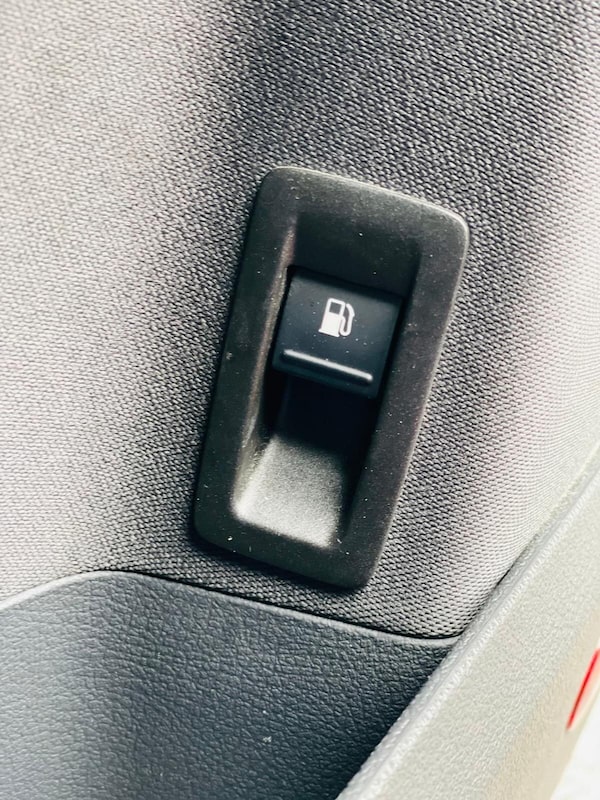 Used Volkswagen Touran for sale - 76282641: Photo 36