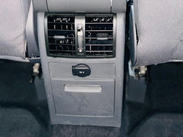 Used Volkswagen Touran for sale - 76282641: Photo 41