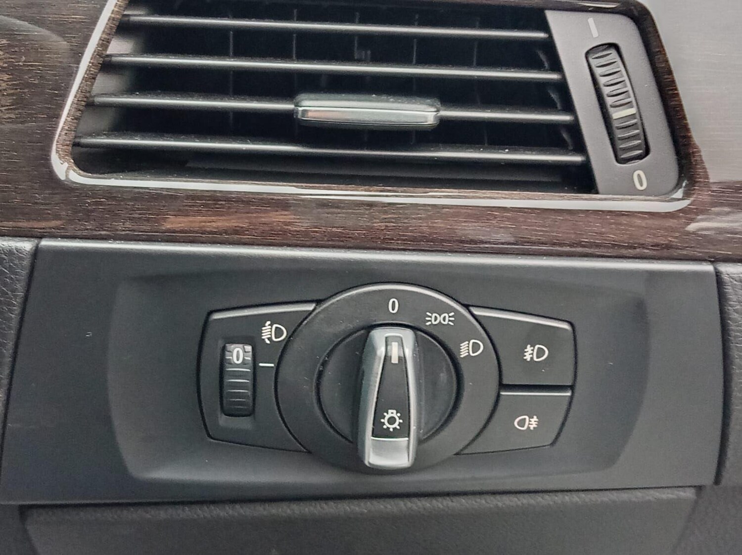 Used BMW 3 Series for sale - 77469101: Photo 30