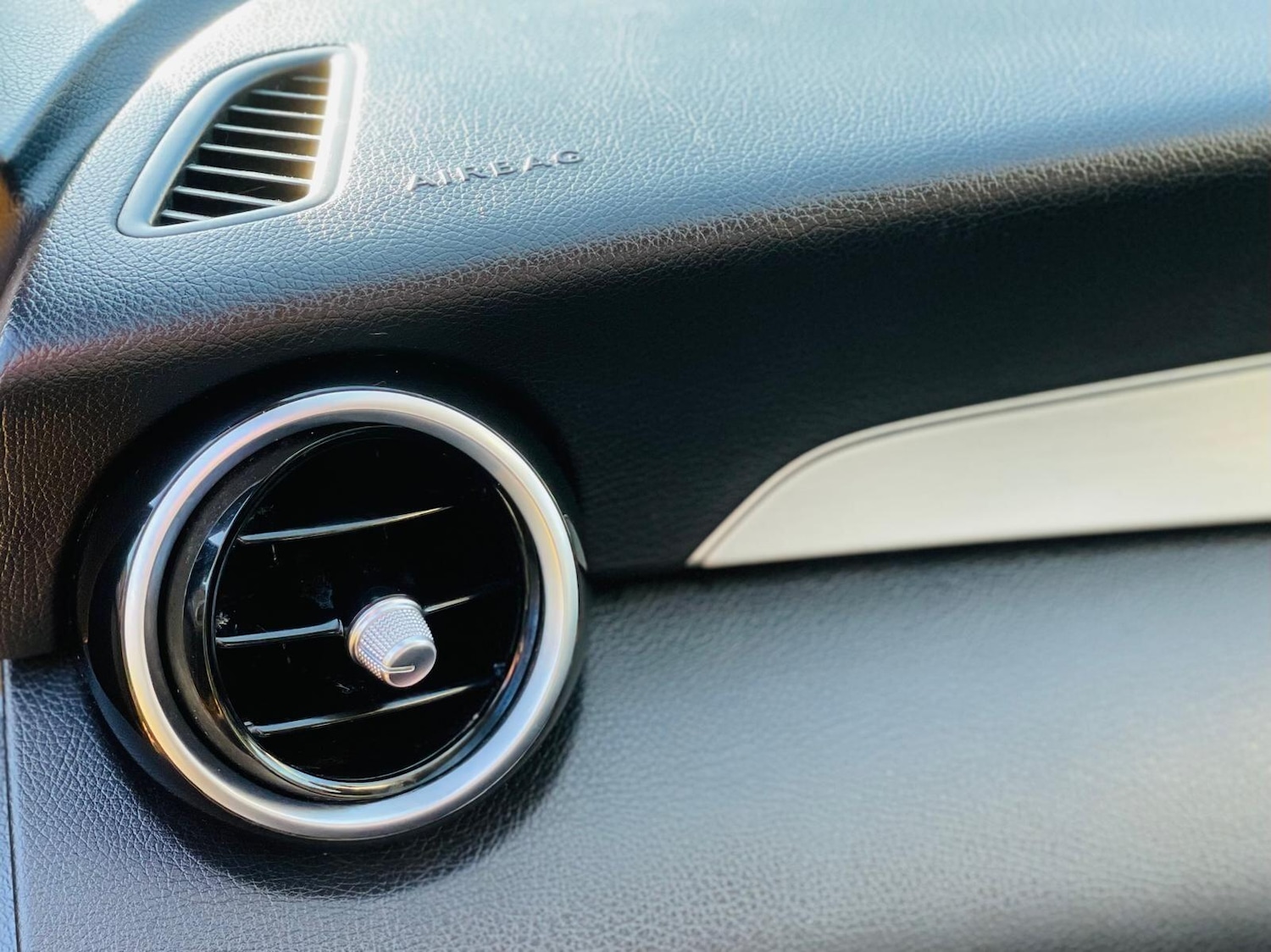 Used Mercedes-Benz C Class 2016 for sale - 76657709: Photo 35