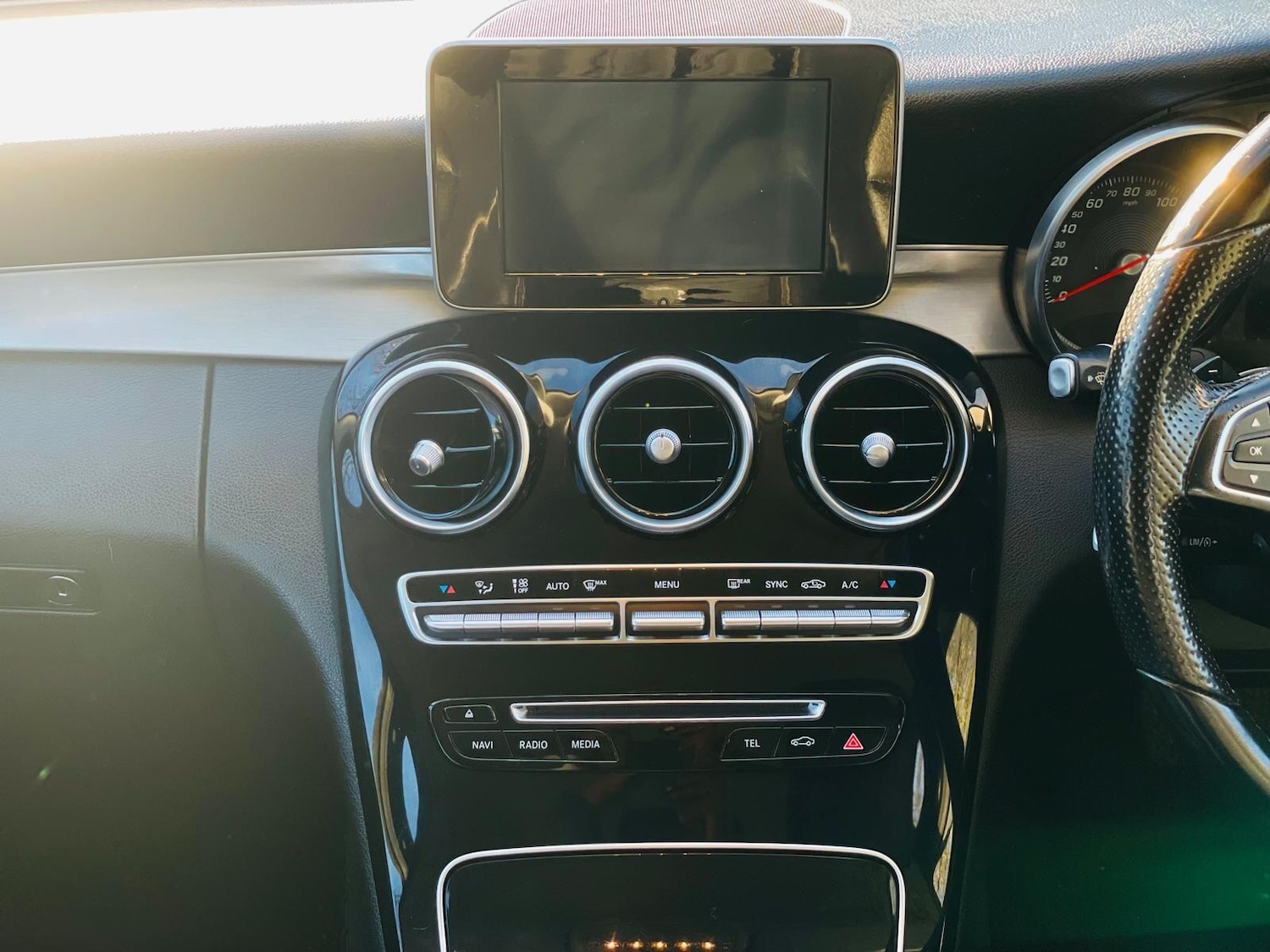 Used Mercedes-Benz C Class 2016 for sale - 76657709: Photo 42