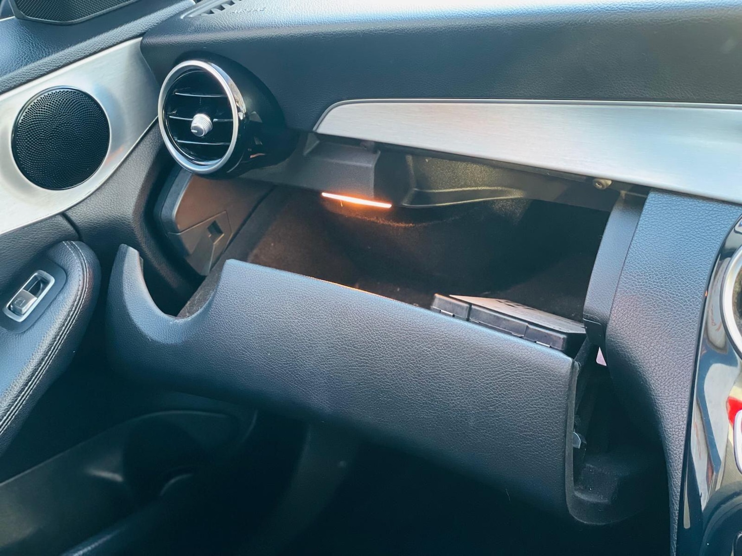 Used Mercedes-Benz C Class 2016 for sale - 76657709: Photo 45