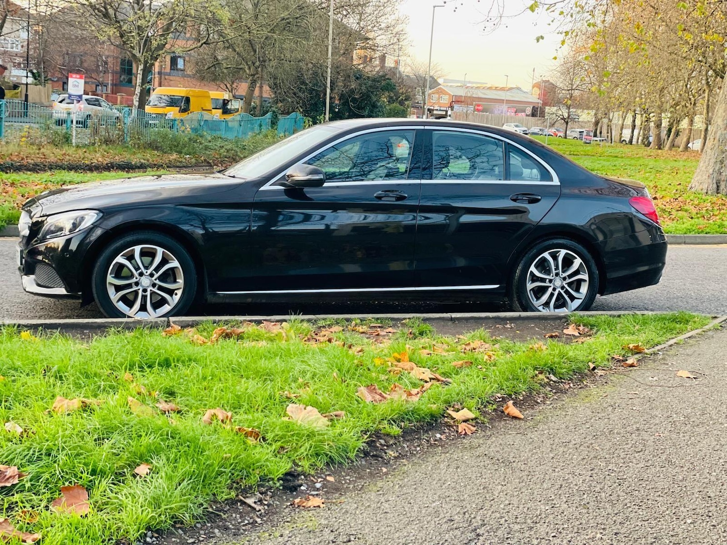 Used Mercedes-Benz C Class 2016 for sale - 76657709: Photo 8