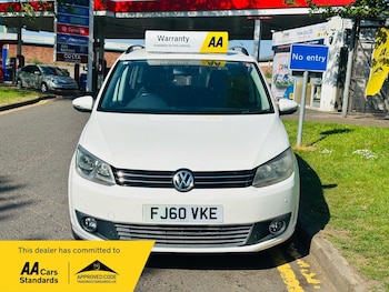 Used Volkswagen Touran 2011 for sale - 75448900: Photo