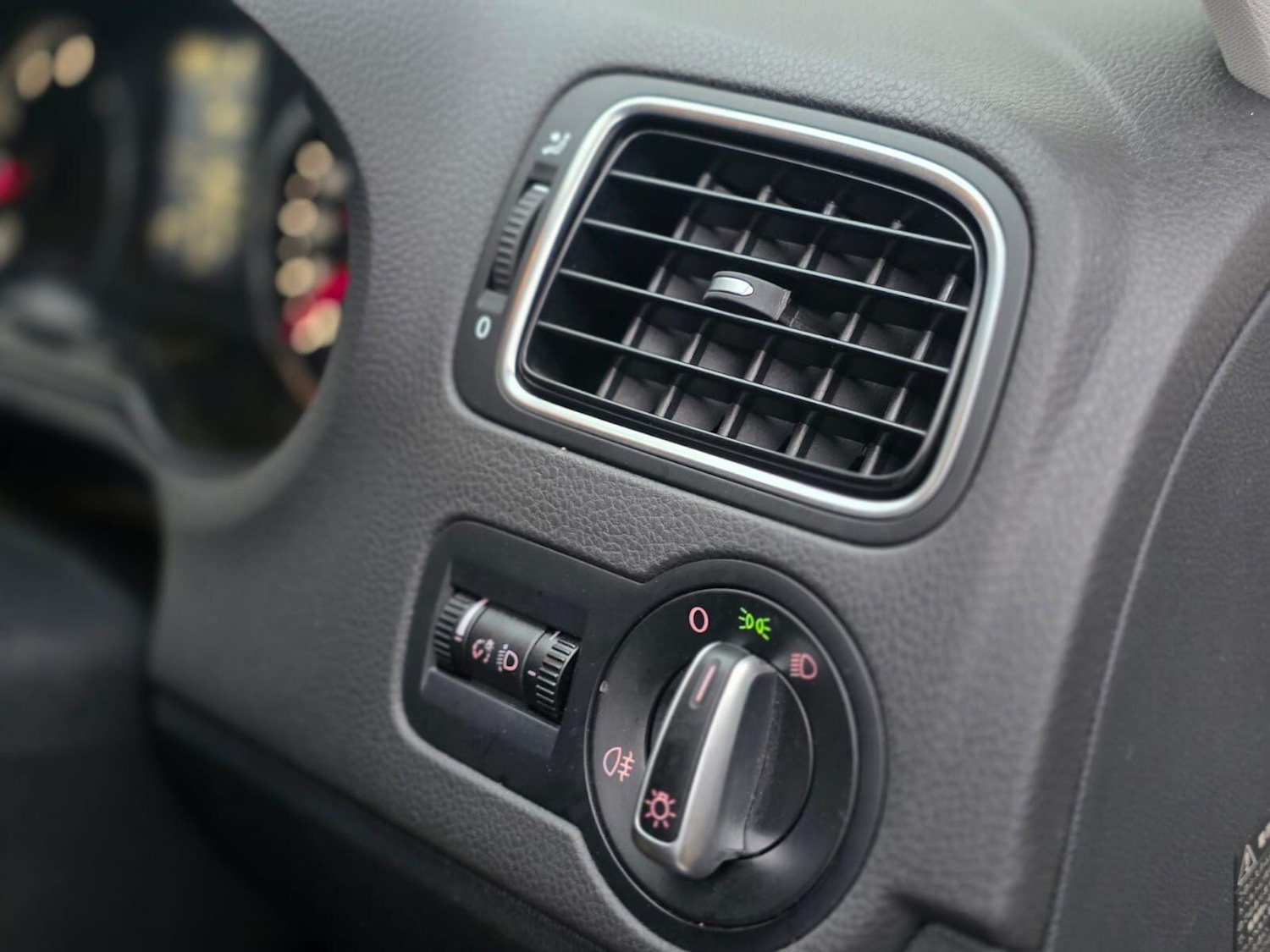 Used Volkswagen Polo 2025 for sale - 77376999: Photo 24