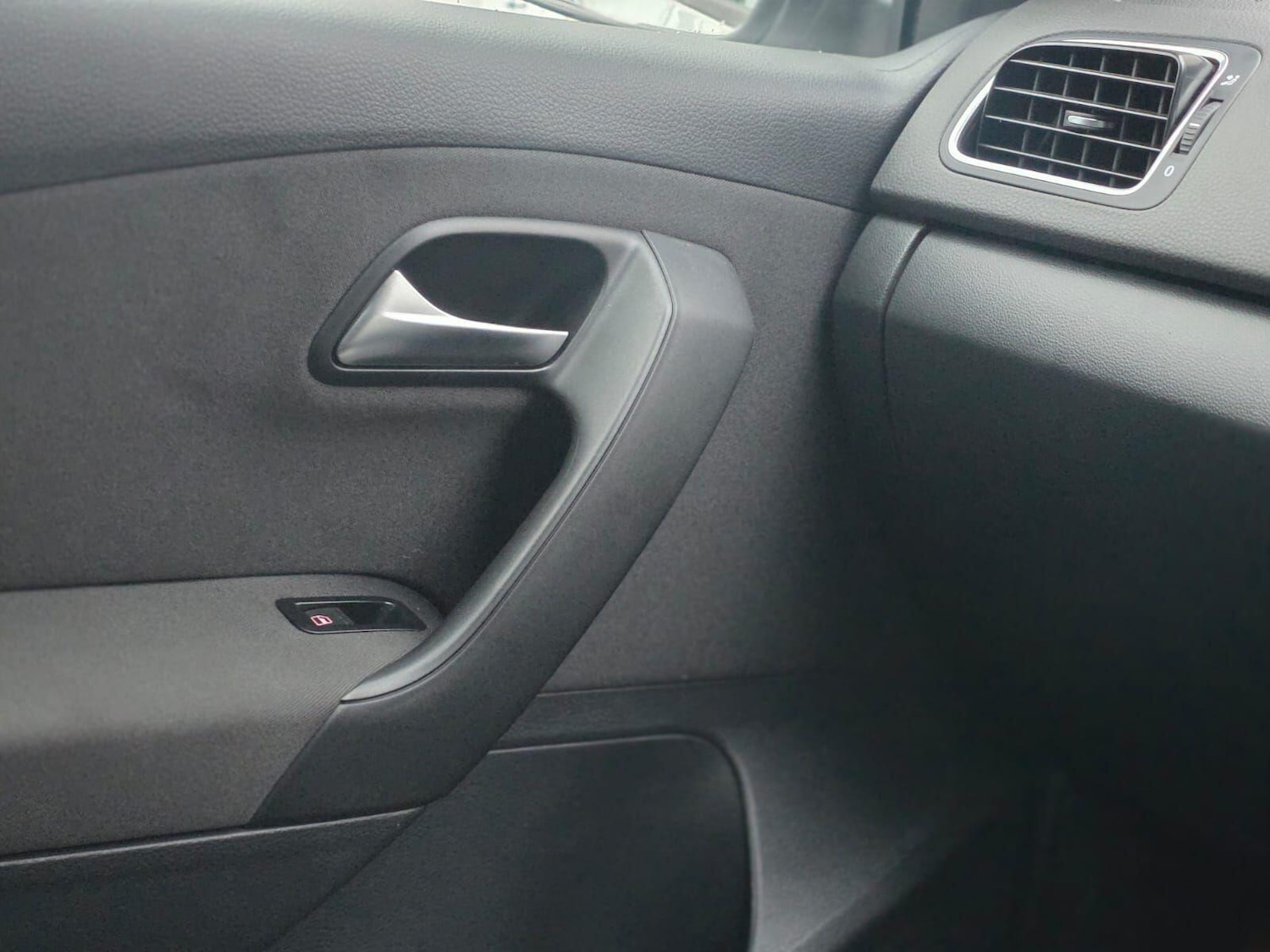 Used Volkswagen Polo 2025 for sale - 77376999: Photo 27