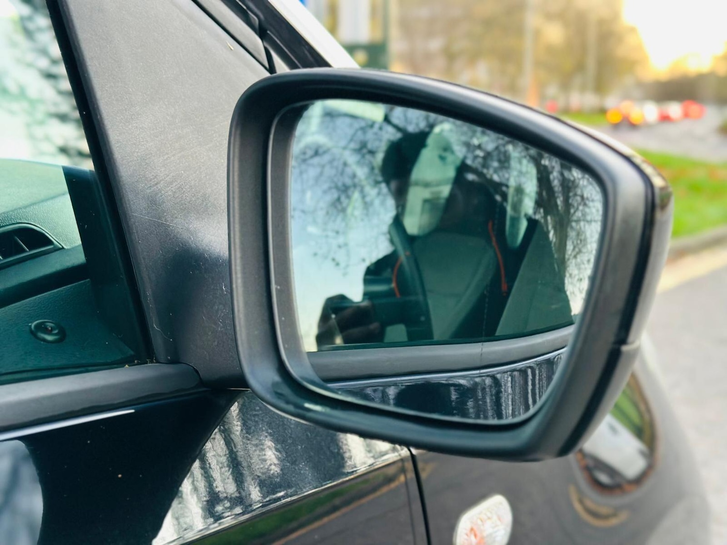 Used Volkswagen up! 2025 for sale - 76991885: Photo 15