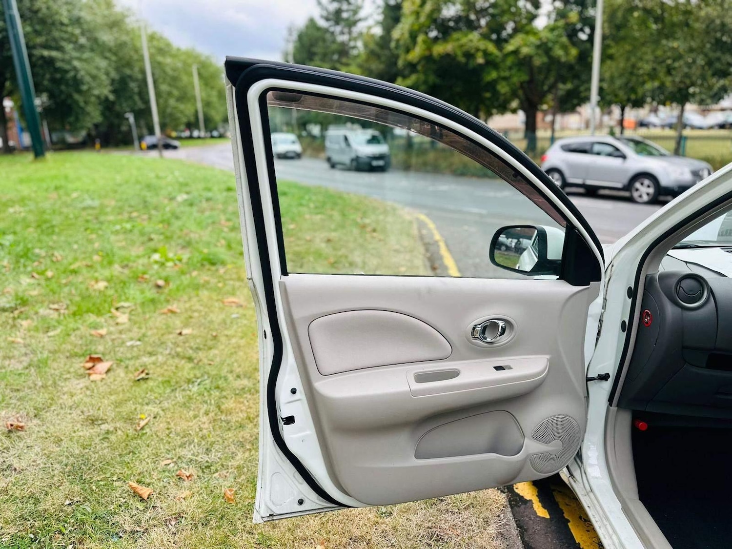 Vehicle 28