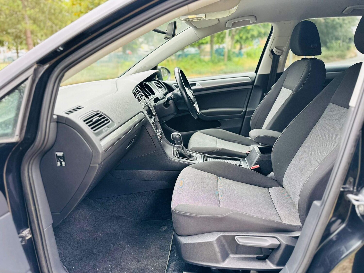 Vehicle 33