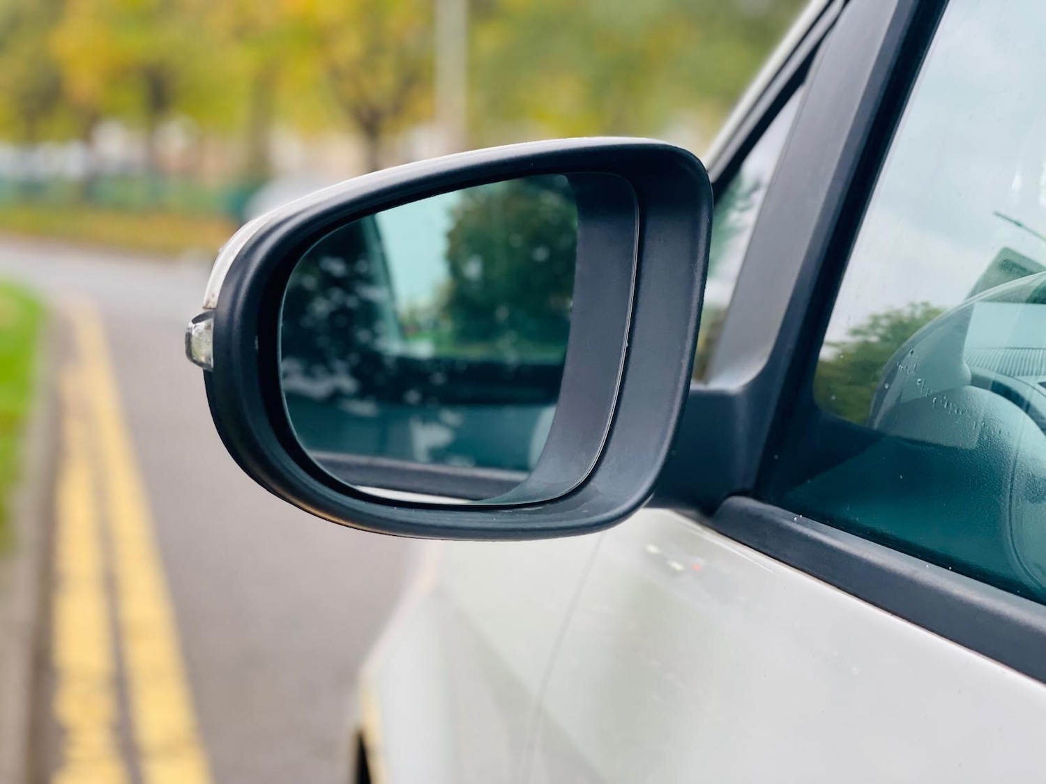 Used Volkswagen Touran for sale - 76282911: Photo 16