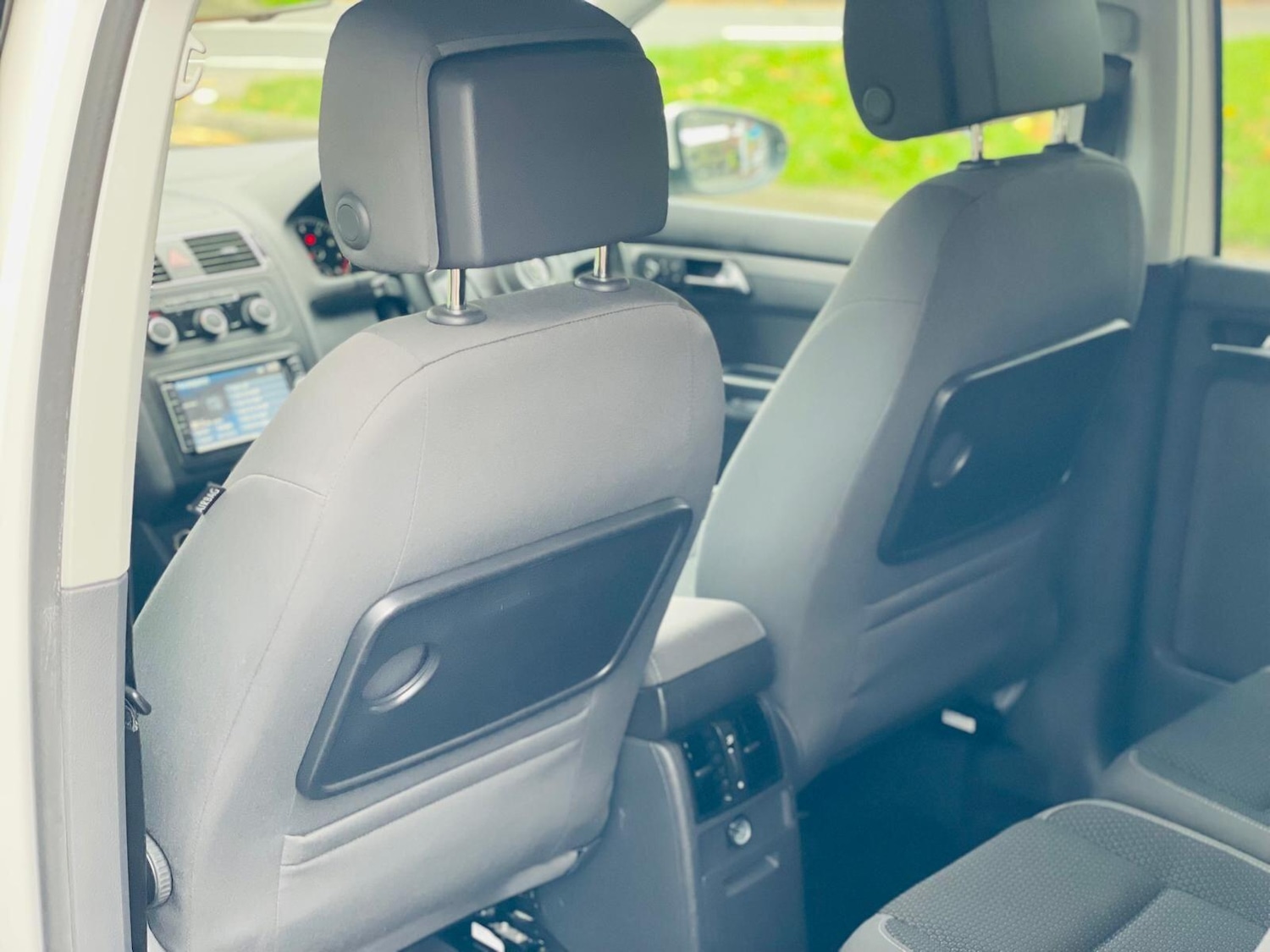 Used Volkswagen Touran for sale - 76282911: Photo 25