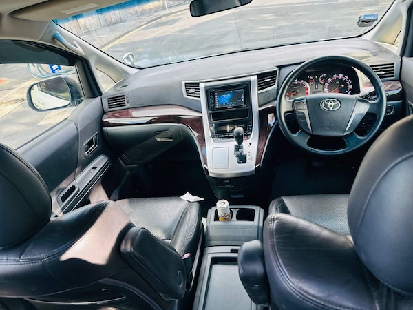 Used Toyota Vellfire 2014 for sale - 72834063: Photo 13