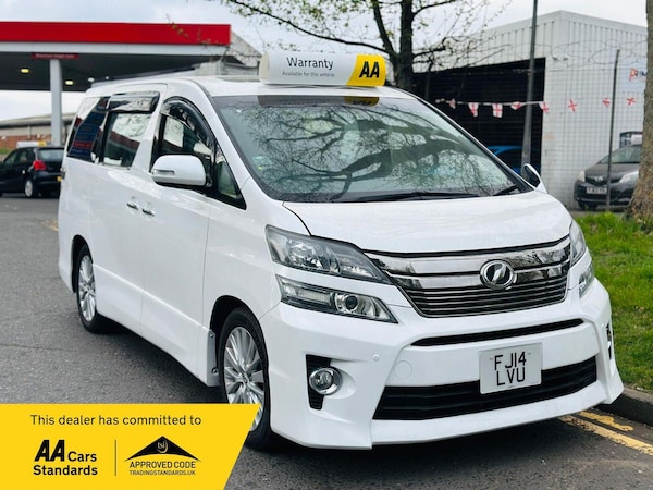Used Toyota Vellfire 2014 for sale - 72834063: Photo 1
