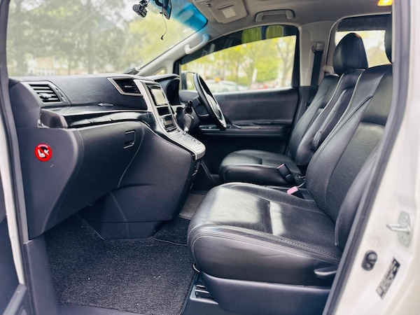 Used Toyota Vellfire 2014 for sale - 72834063: Photo 27