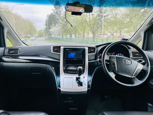 Used Toyota Vellfire 2014 for sale - 72834063: Photo 31