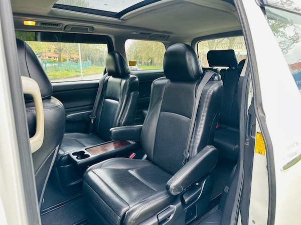Used Toyota Vellfire 2014 for sale - 72834063: Photo 35