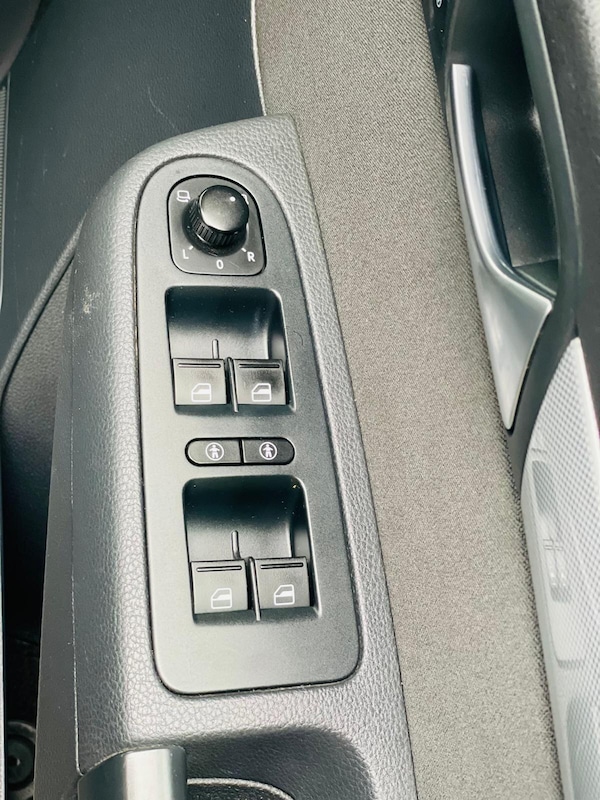Used Volkswagen Sharan for sale - 76283499: Photo 31
