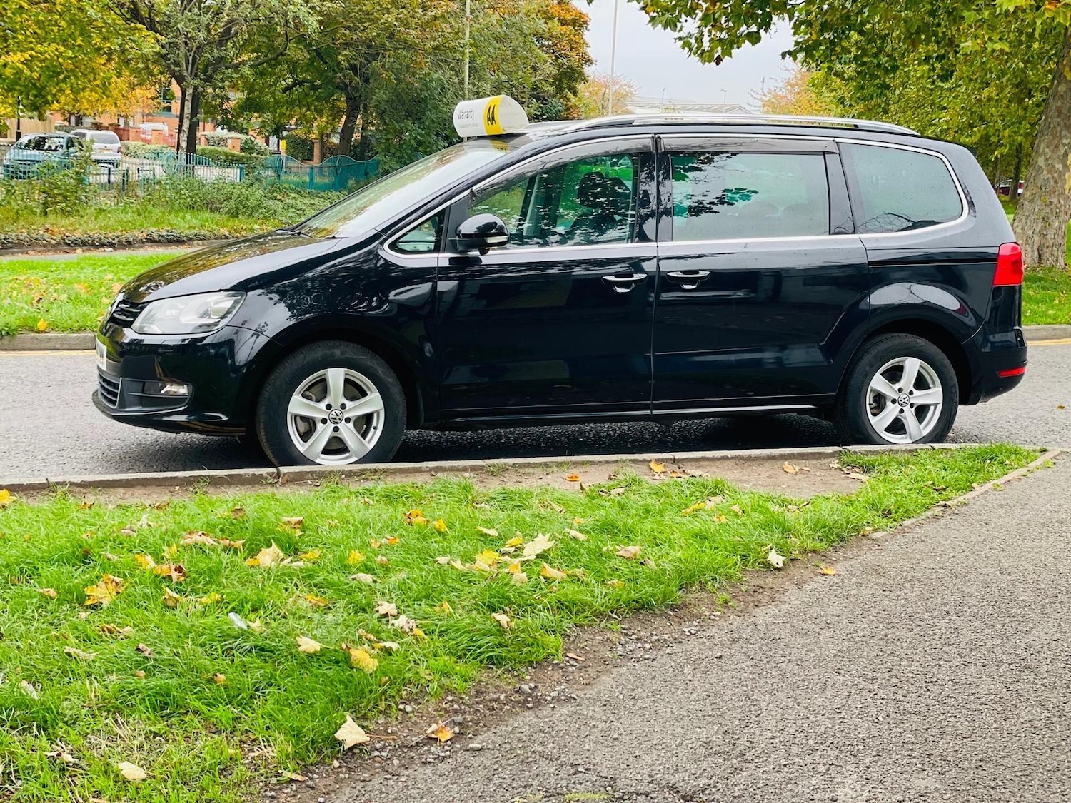 Used Volkswagen Sharan for sale - 76283499: Photo 9