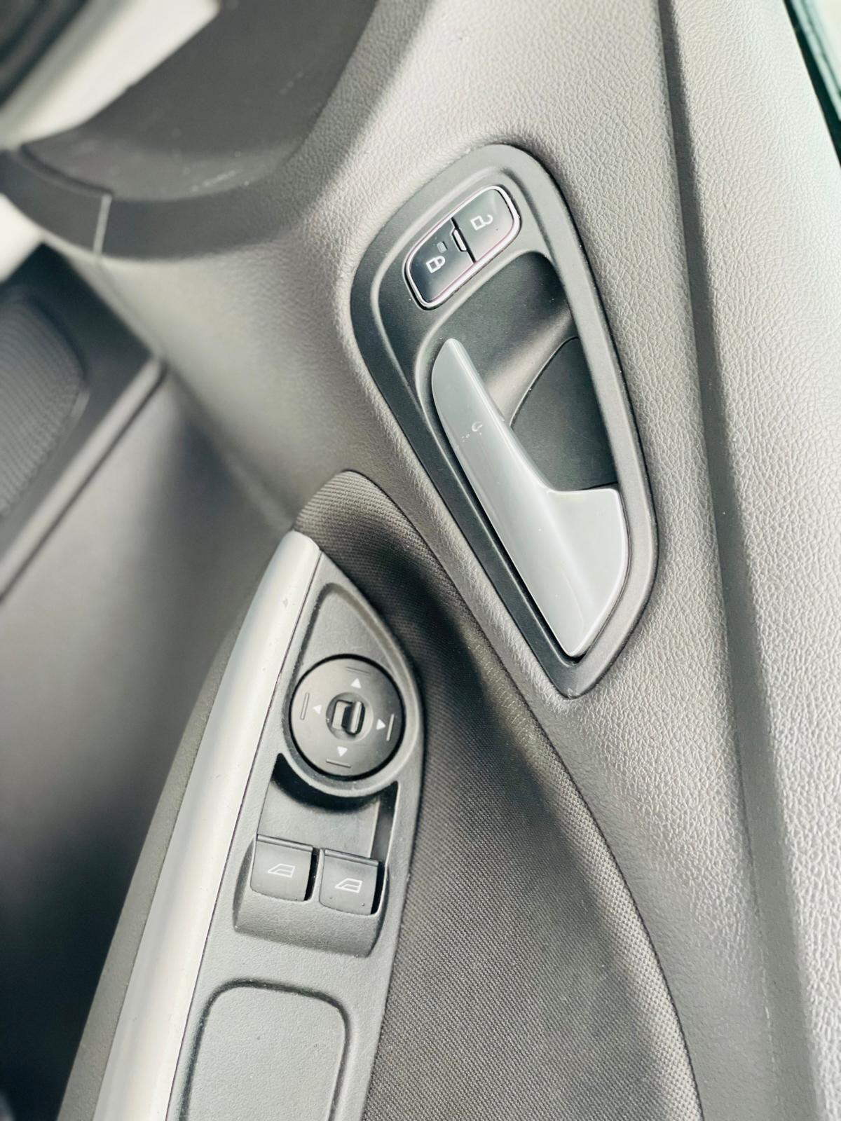 Used Ford Focus for sale - 76992984: Photo 33