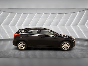 Used Ford Focus 2018 for sale - 79577384: Photo