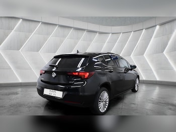 Used Vauxhall Astra 2018 for sale - 77637893: Photo