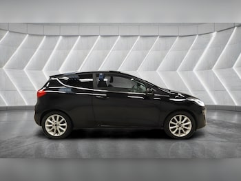 Used Ford Fiesta 2018 for sale - 78135962: Photo