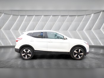 Used Nissan Qashqai 2017 for sale - 79425596: Photo