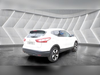 Used Nissan Qashqai 2017 for sale - 79425596: Photo