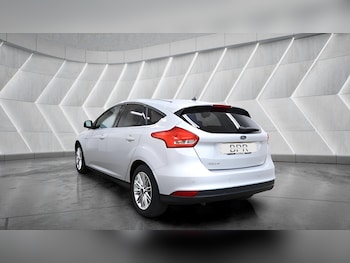 Used Ford Focus 2018 for sale - 78695374: Photo