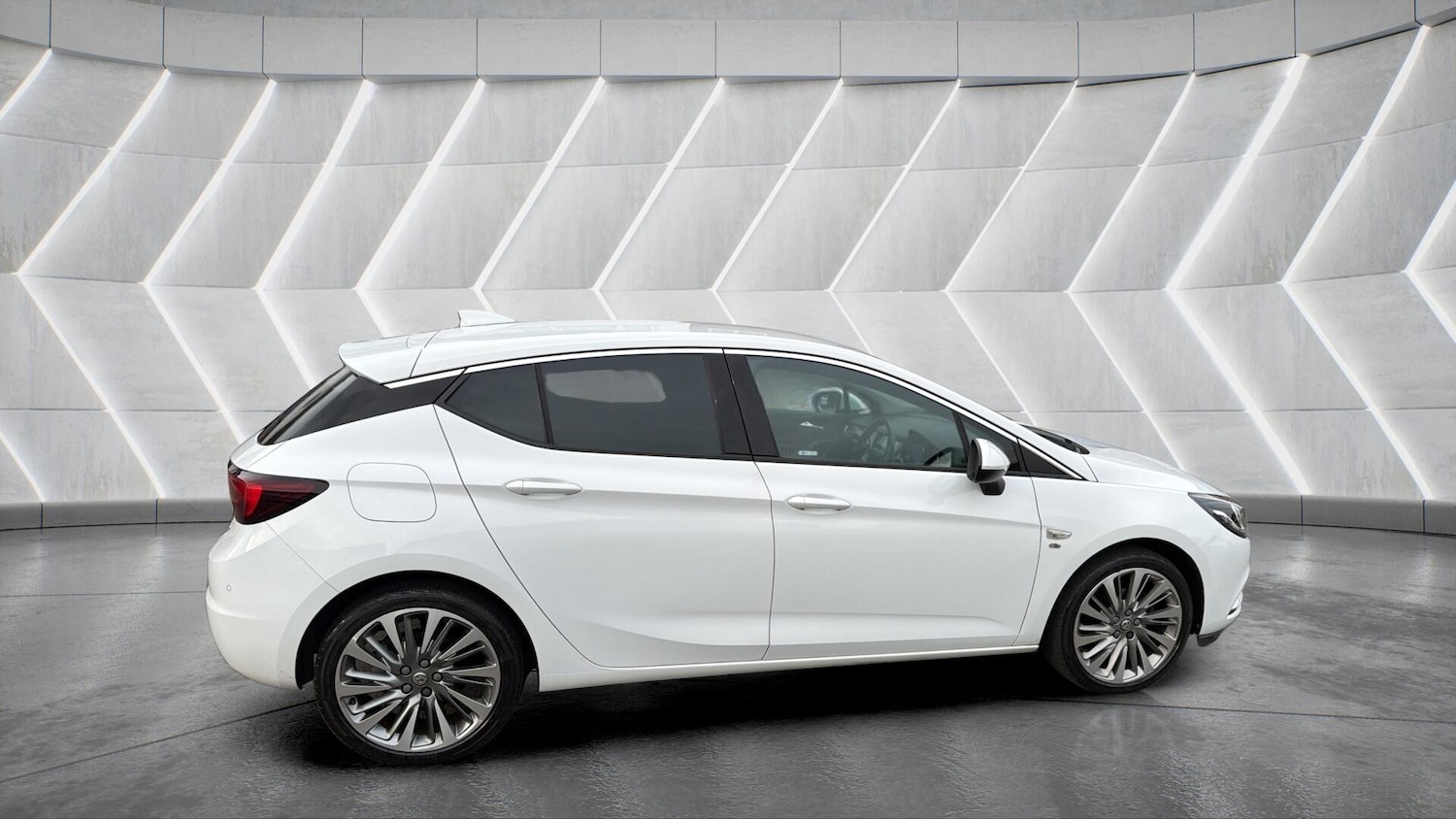 Used Vauxhall Astra 2018 for sale - 77524046: Photo 5