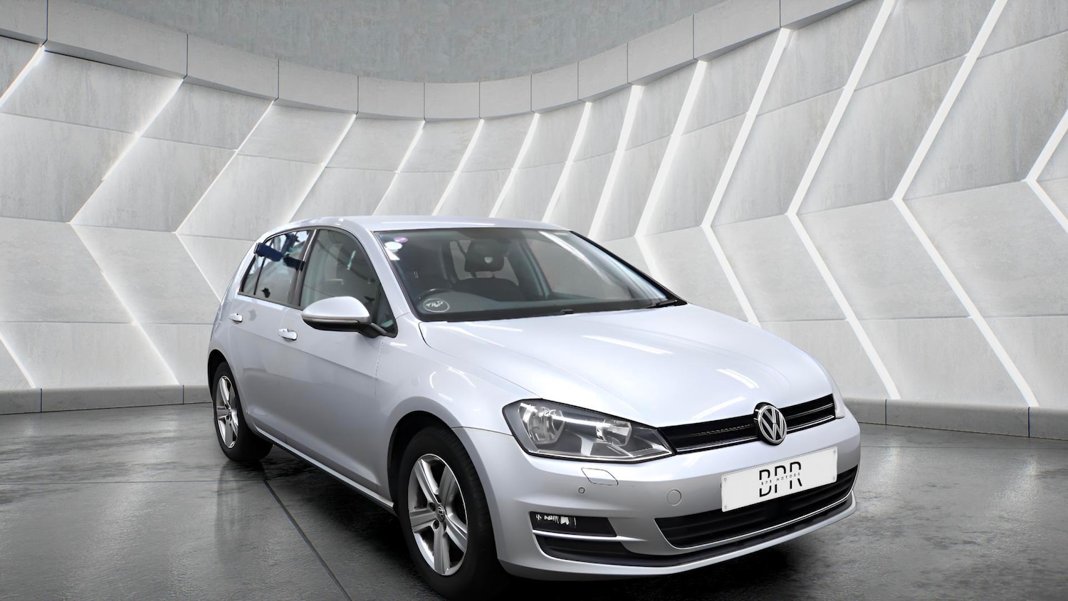 Used Volkswagen Golf 2016 for sale - 77722581: Photo 2