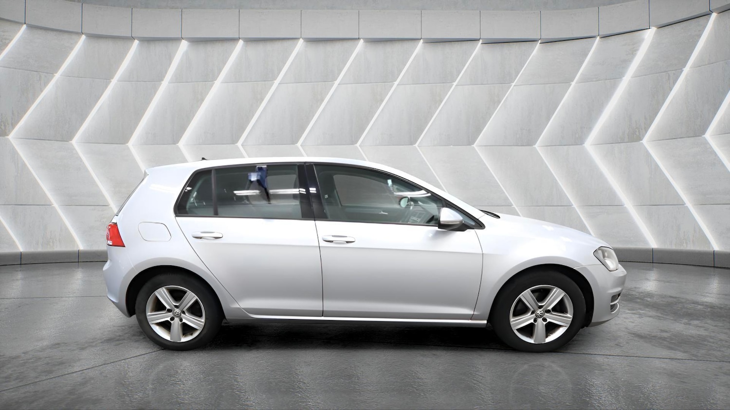 Used Volkswagen Golf 2016 for sale - 77722581: Photo 4