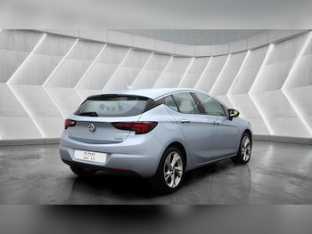 Used Vauxhall Astra 2017 for sale - 77523965: Photo