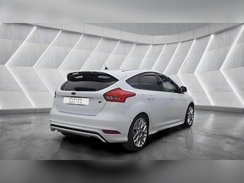 Used Ford Focus 2017 for sale - 79157994: Photo