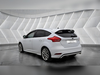 Used Ford Focus 2017 for sale - 79157994: Photo