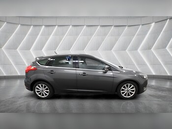 Used Ford Focus 2016 for sale - 77824098: Photo