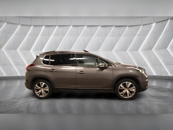 Used Peugeot 2008 2017 for sale - 78796176: Photo