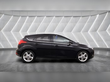 Used Ford Focus 2016 for sale - 79202639: Photo